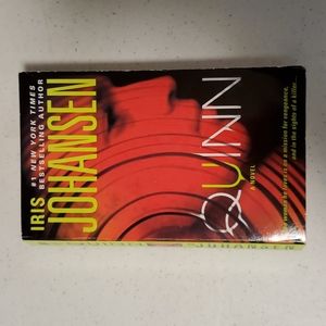 Quinn by Iris Johansen